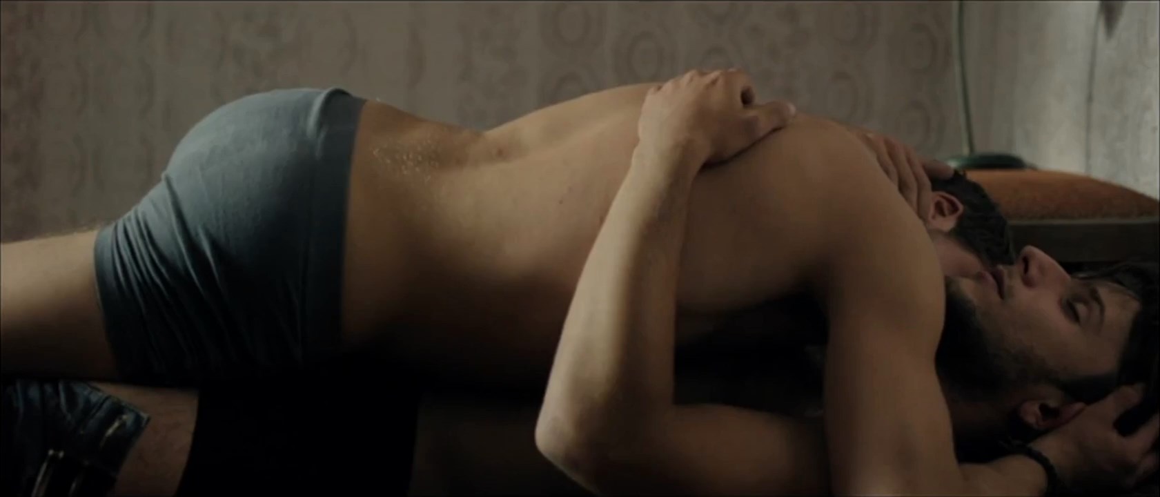 Erkeklere Özel Bir Erotik Film Gay İlişkiler izle